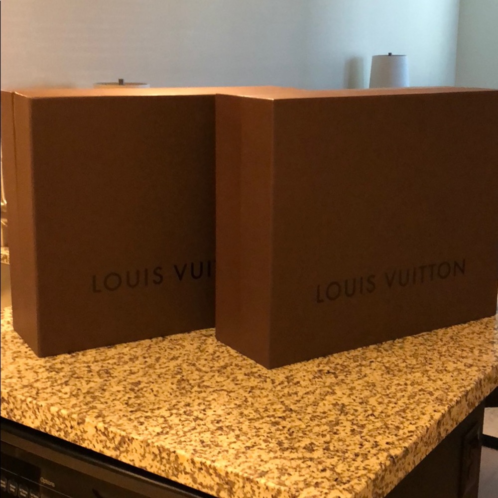 SOLD!!!!LOUIS VUITTON,2 AUTHENTIC LARGE GIFT BOXES
